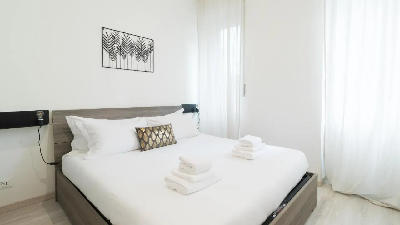 Kontakte von Italianway - Desenzano 22